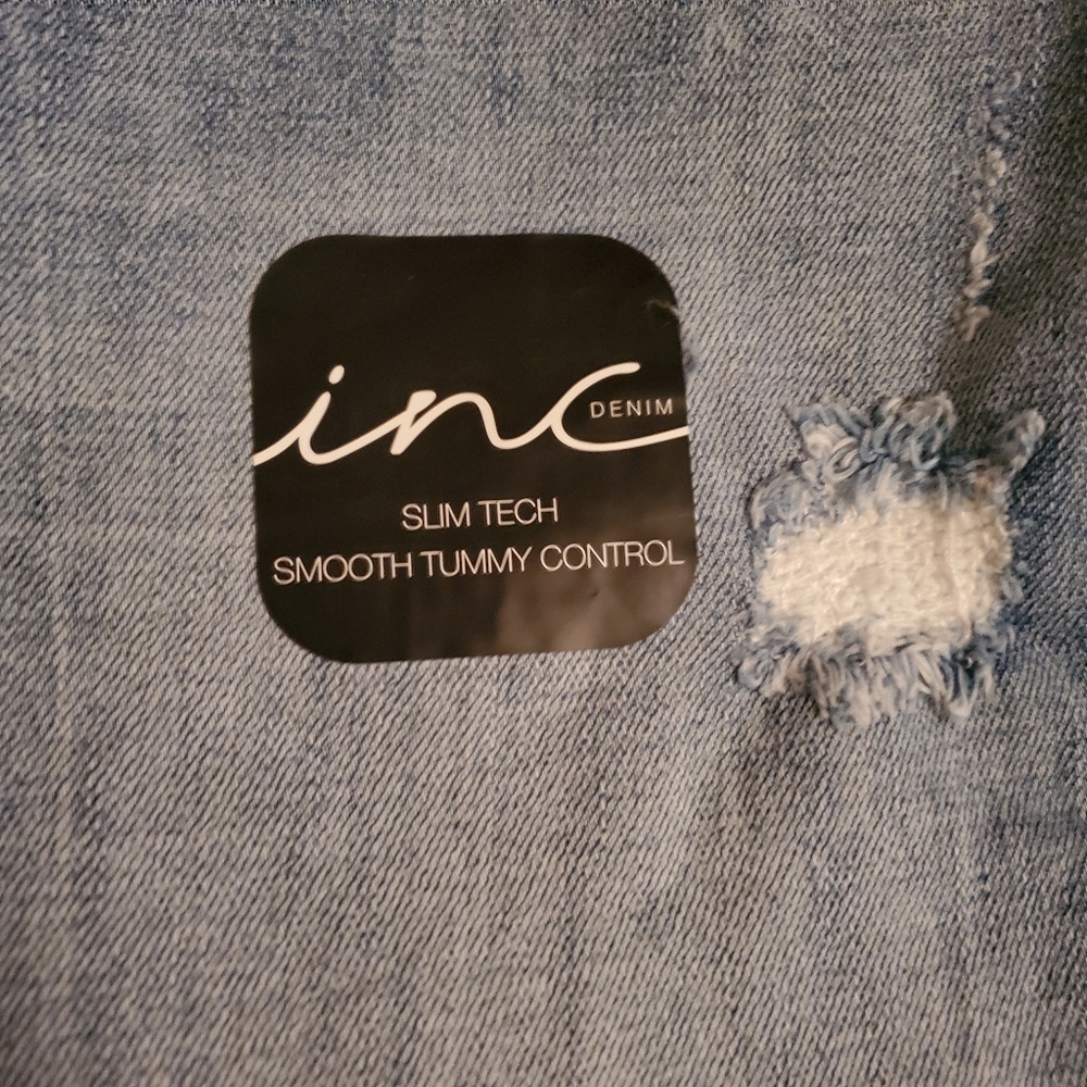 INC Embroidered Distressed Crop Jeans Sze 24W  NWT - Picture 2 of 4